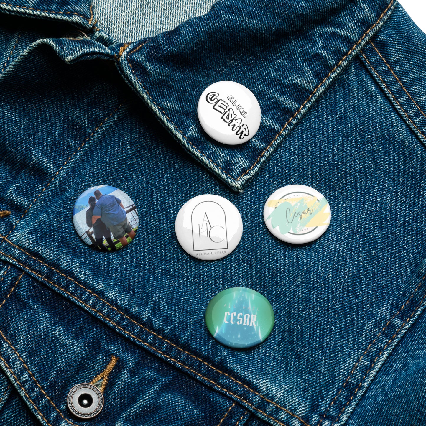 Set of pin buttons